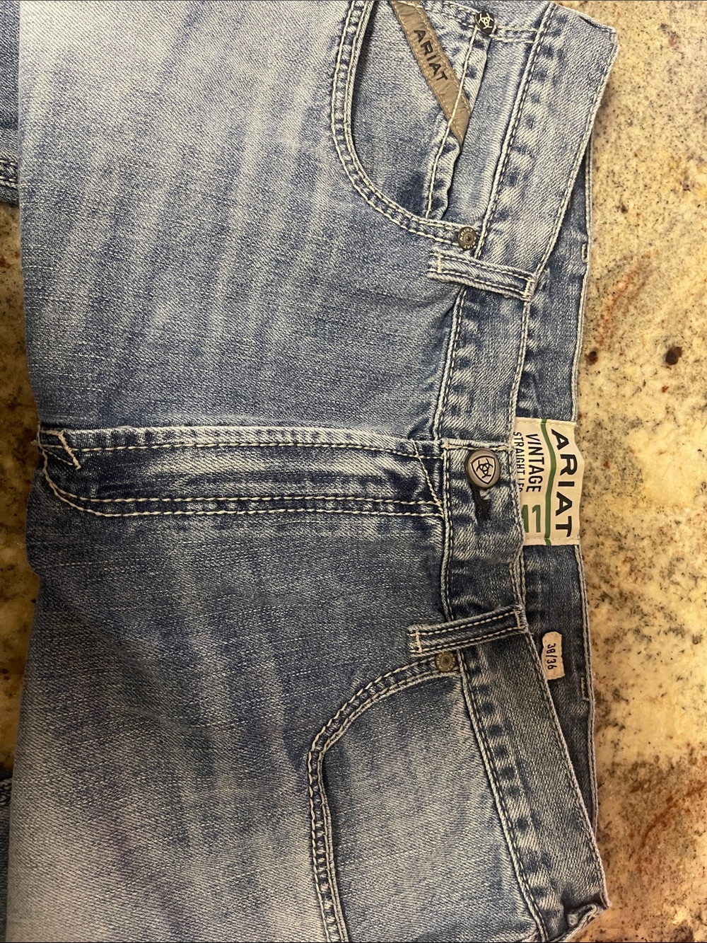Ariat Men’s Medium Blue Relaxed Jeans size 38 / 36 - Picture 6 of 10